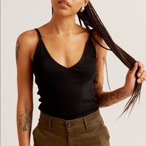 Kotn Vneck Egyptian Cotton Black Tank Top